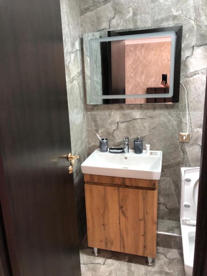 Hotel Lion Almati Kültér fotó
