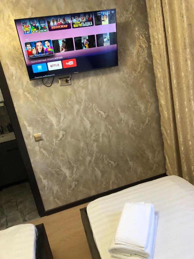 Hotel Lion Almati Kültér fotó