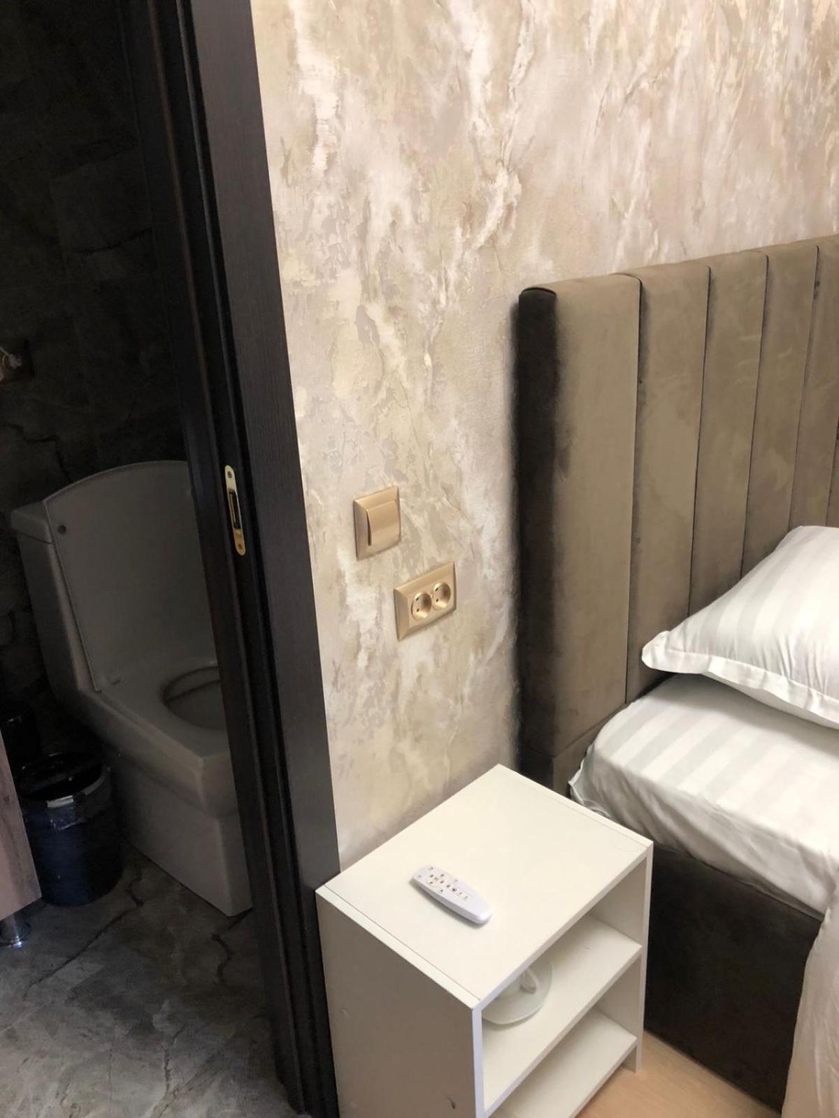 Hotel Lion Almati Kültér fotó