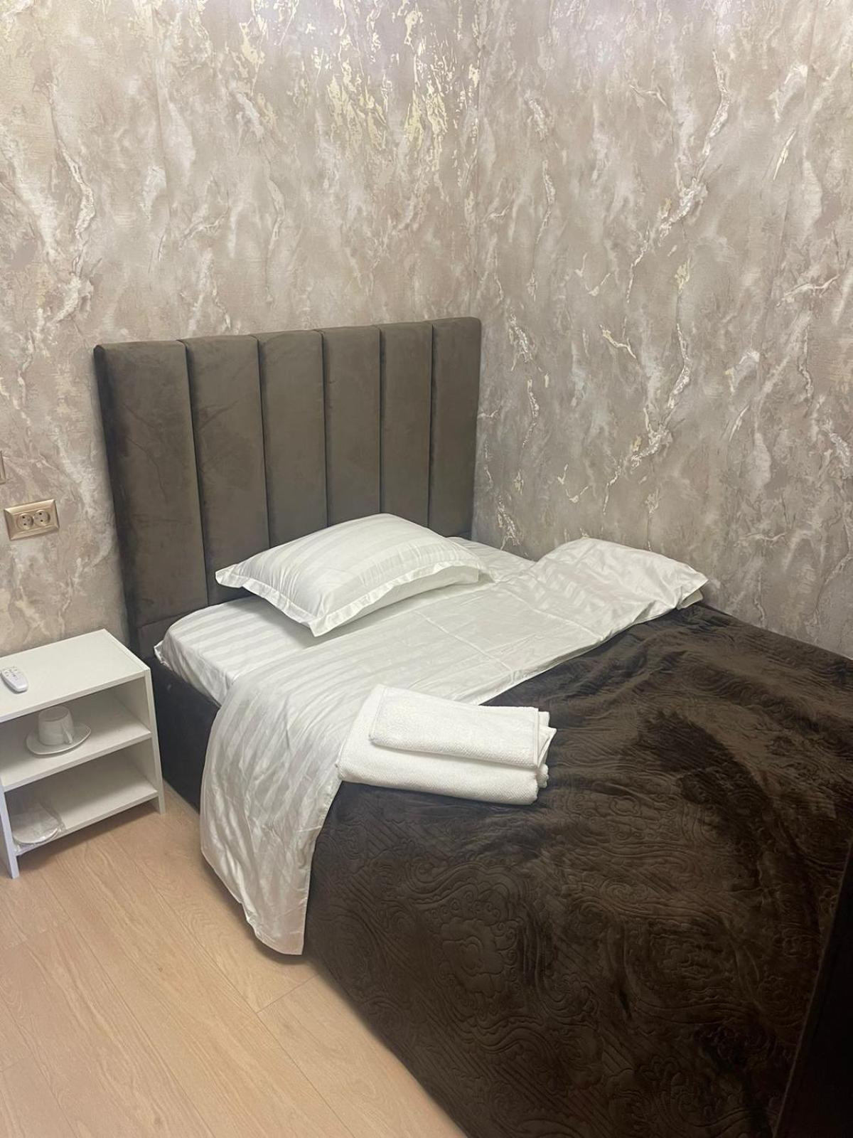 Hotel Lion Almati Kültér fotó