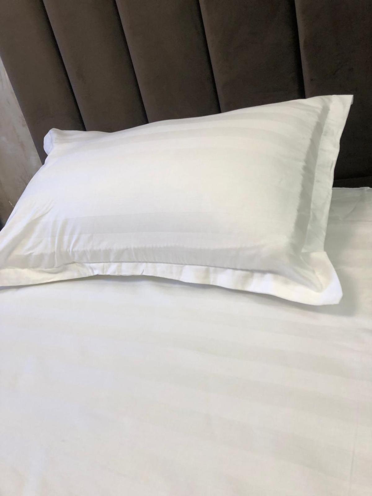 Hotel Lion Almati Kültér fotó